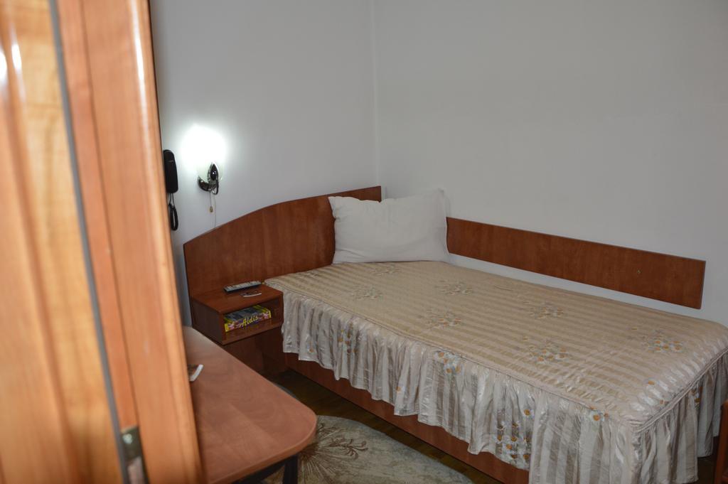 Motel Buti Sighetu Marmaţiei Quarto foto